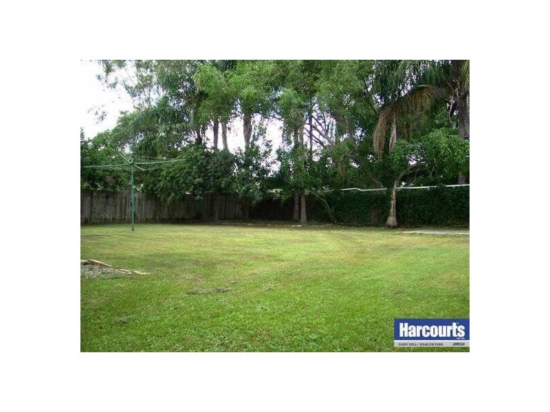 18 Wandilla Cres, Loganholme QLD 4129