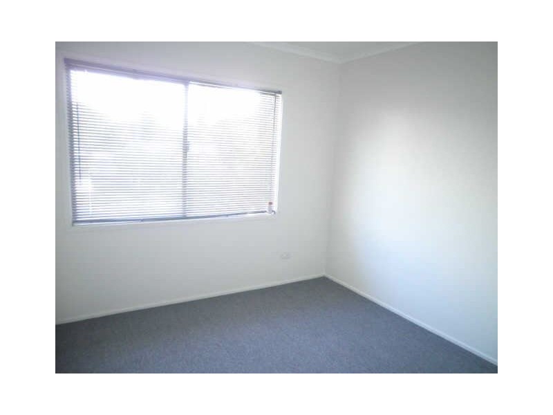 18 Wandilla Cres, Loganholme QLD 4129