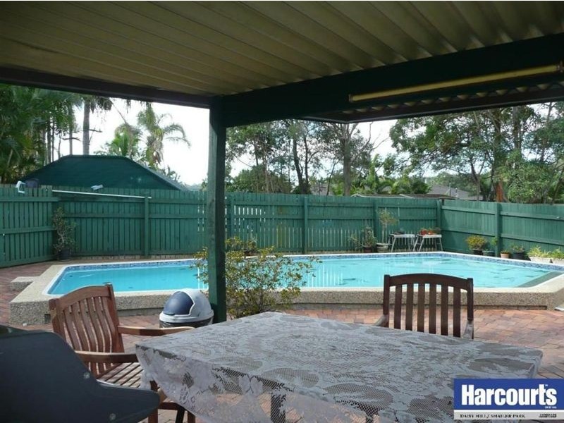 15 Scilla Street, Shailer Park QLD 4128