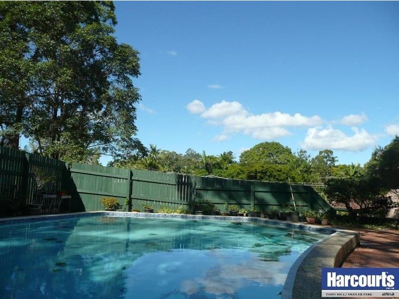 15 Scilla Street, Shailer Park QLD 4128