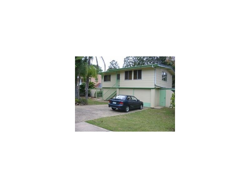 16 Mayflower Street, Daisy Hill QLD 4127