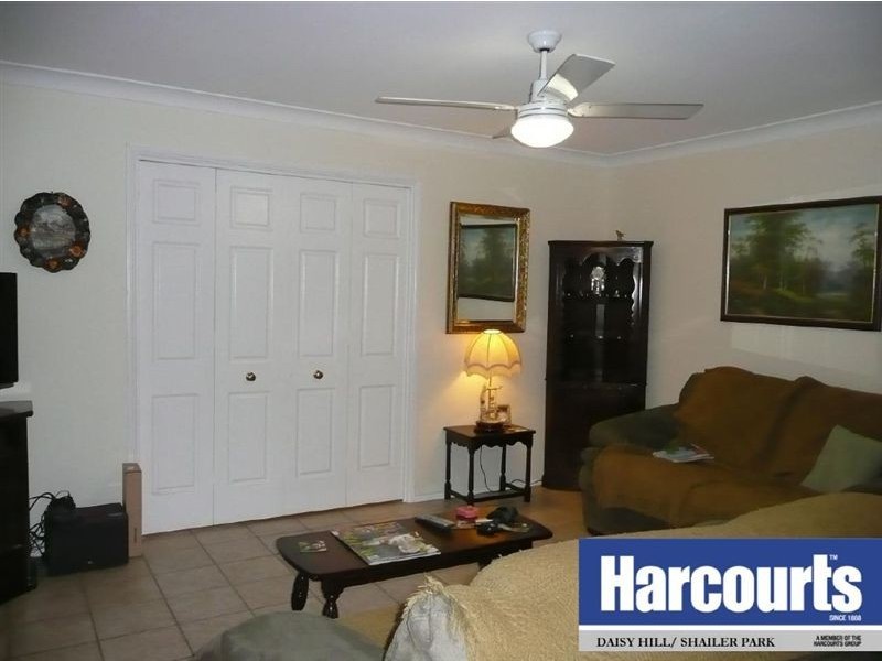 84 Lyndale Street, Daisy Hill QLD 4127