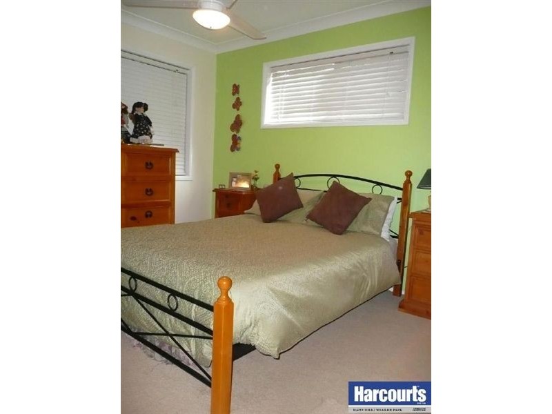 84 Lyndale Street, Daisy Hill QLD 4127
