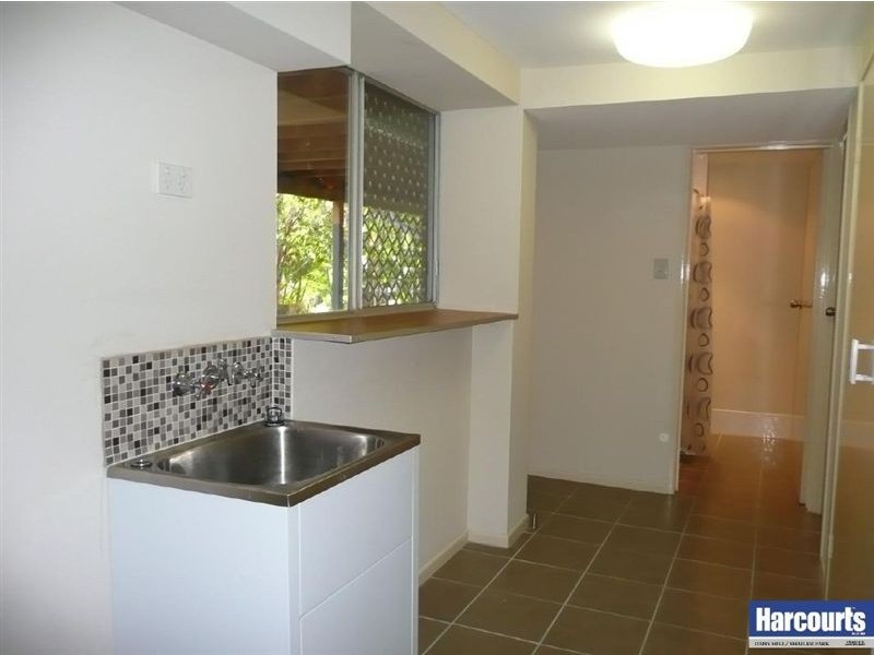 12 Coolcrest Street, Daisy Hill QLD 4127