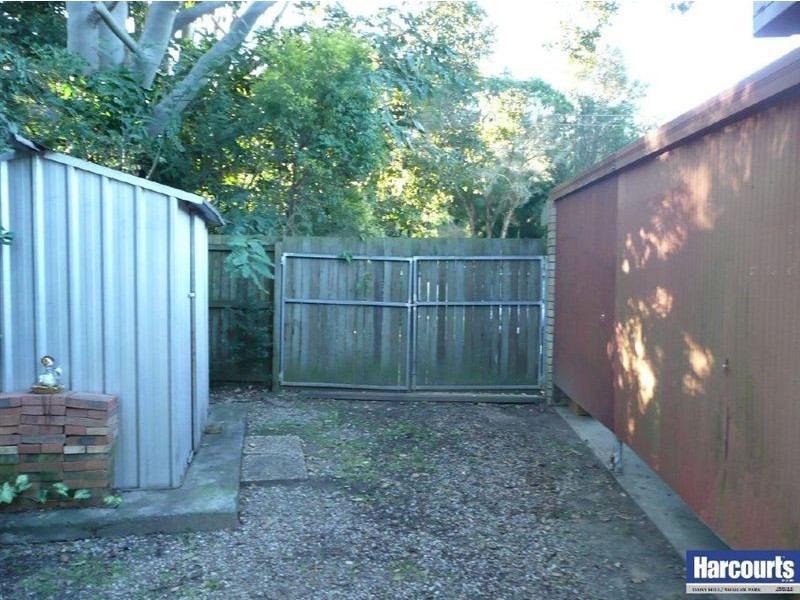 11 Sherwood Crescent, Daisy Hill QLD 4127