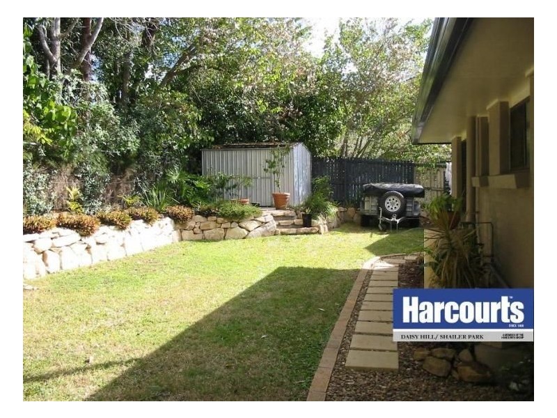 24 Lobelia Avenue, Daisy Hill QLD 4127