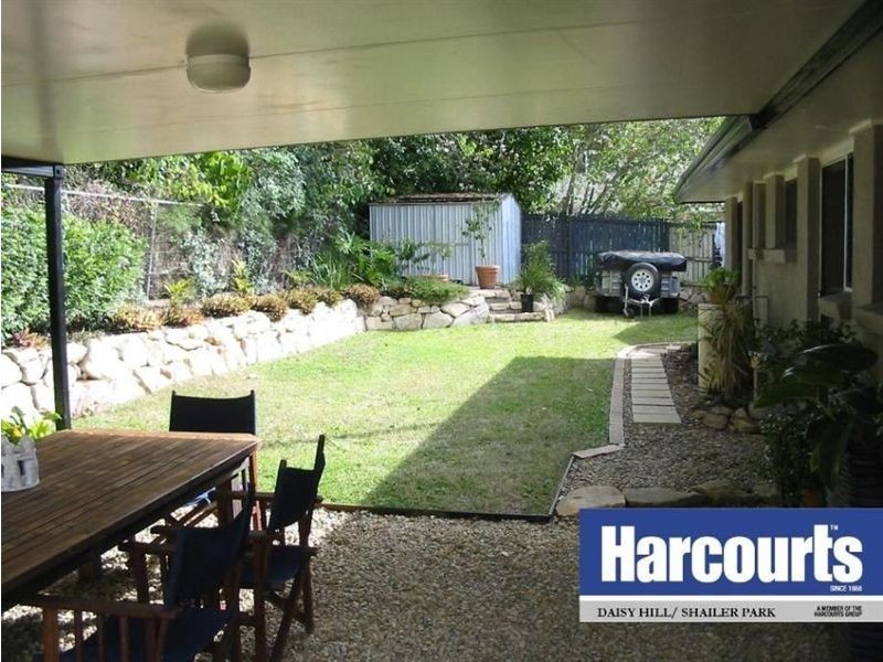 24 Lobelia Avenue, Daisy Hill QLD 4127