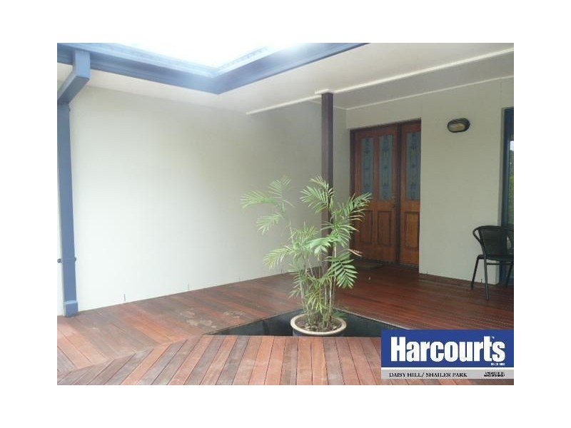 23d Clivia Crescent, Daisy Hill QLD 4127