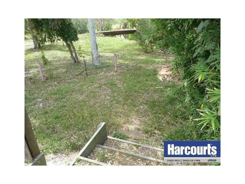 23d Clivia Crescent, Daisy Hill QLD 4127
