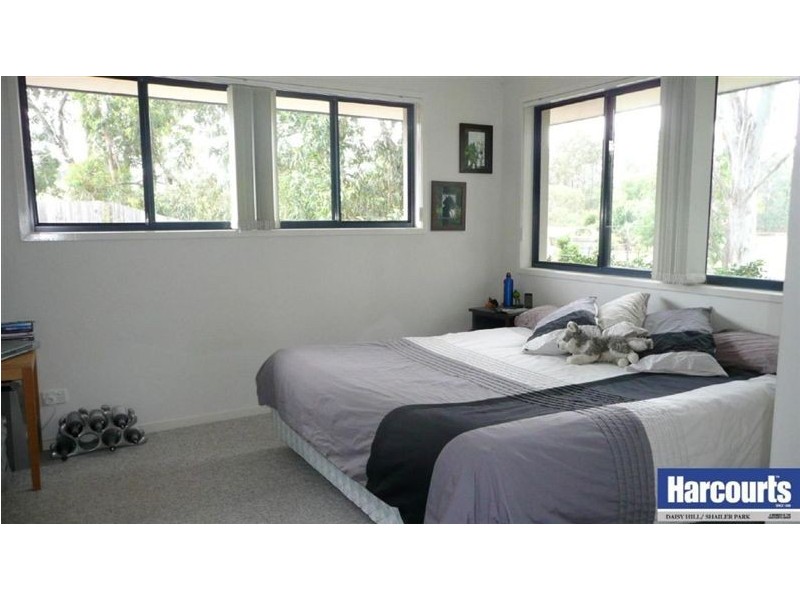 23d Clivia Crescent, Daisy Hill QLD 4127