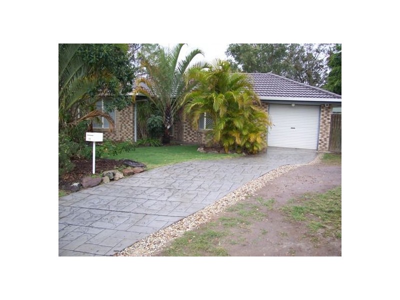 11 Lyrebird Street, Loganlea QLD 4131