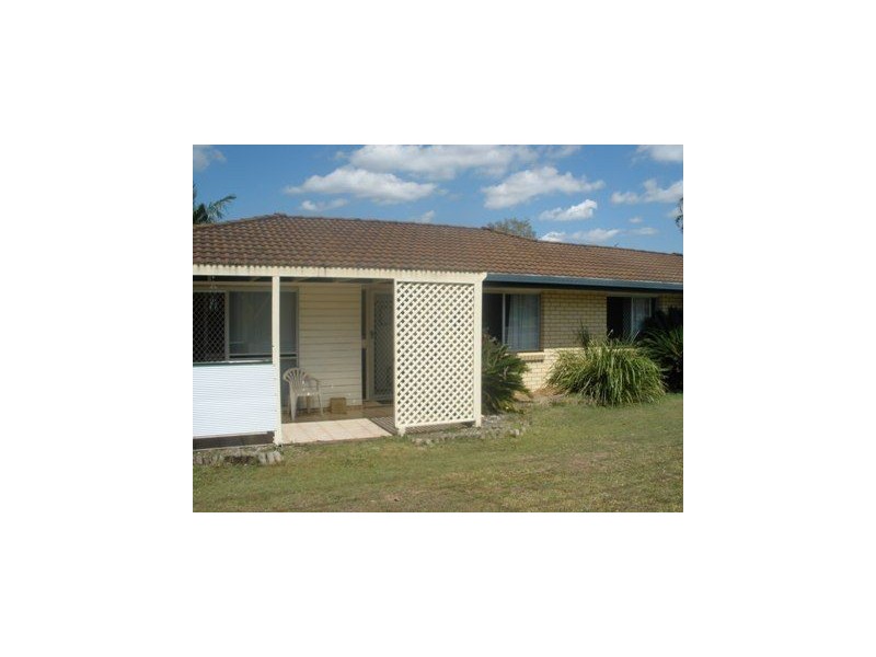 1 Springfield Cres, Daisy Hill QLD 4127