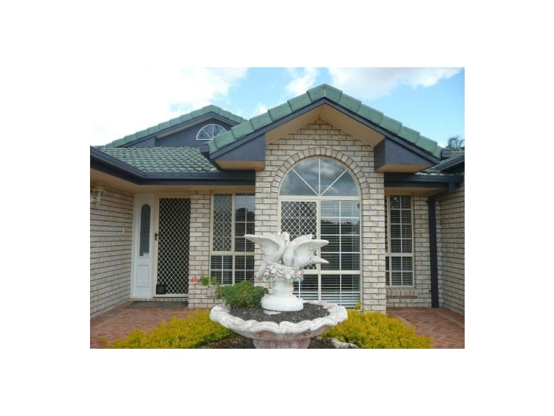 15 Charnley Court, Shailer Park QLD 4128