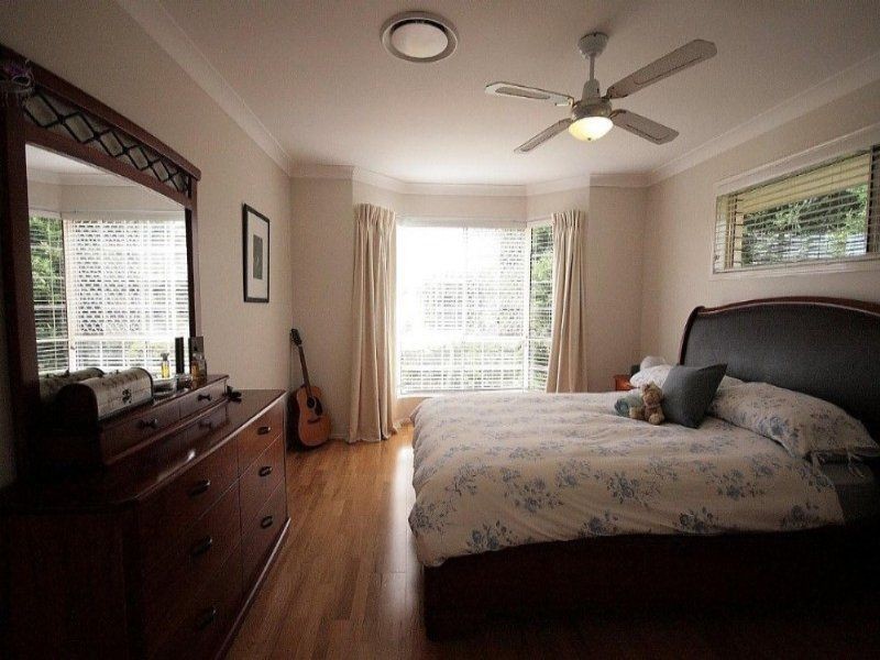 15 Charnley Court, Shailer Park QLD 4128