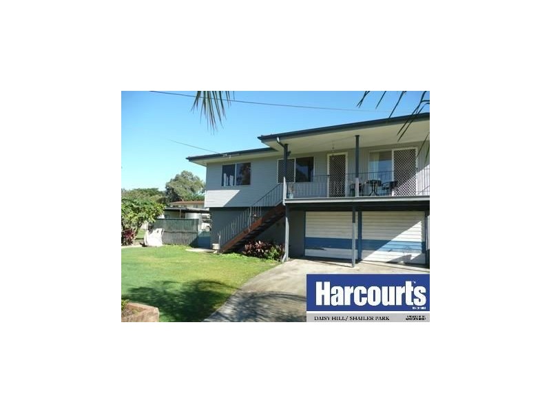 9 Deodar, Woodridge QLD 4114