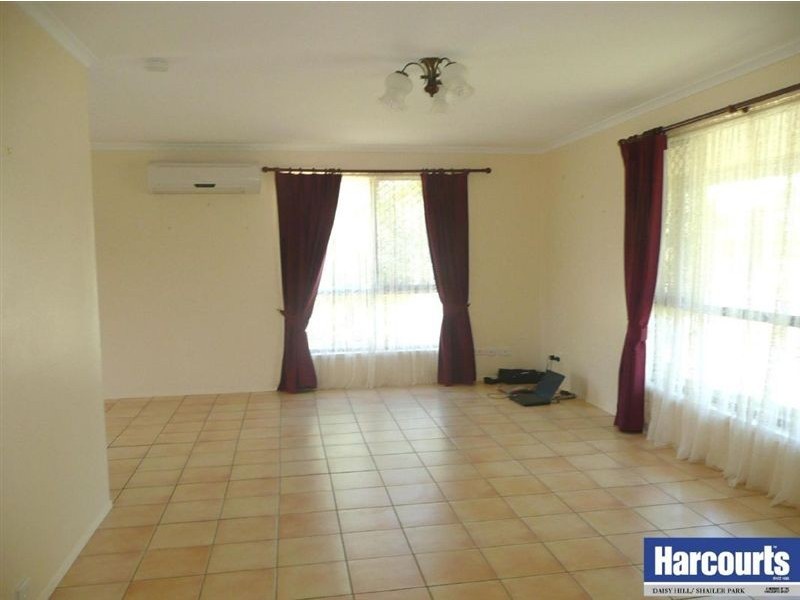 31 Higgins Street, Loganholme QLD 4129