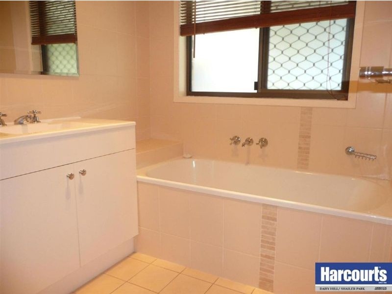 31 Higgins Street, Loganholme QLD 4129