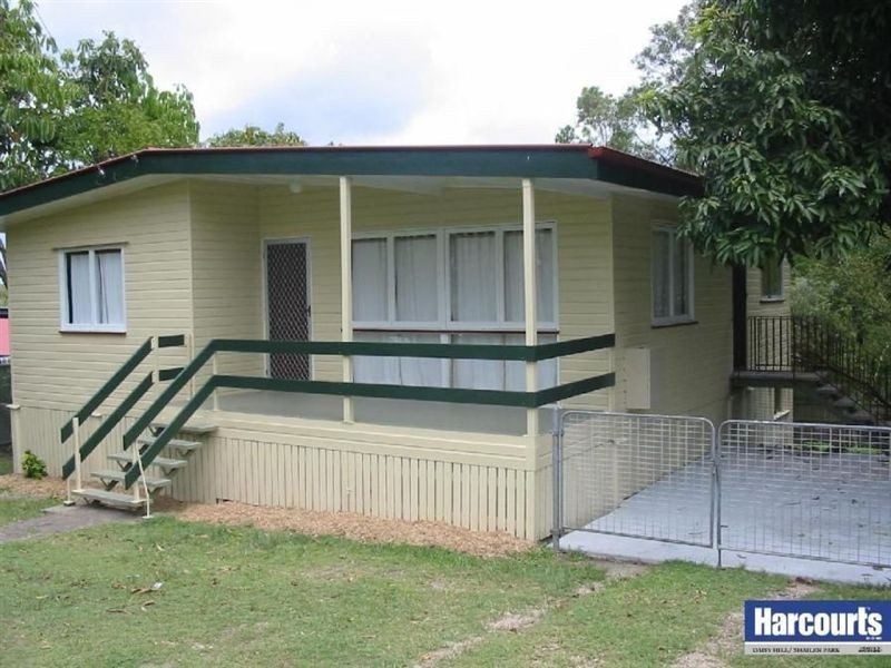 48 Dennis Road, Springwood QLD 4127