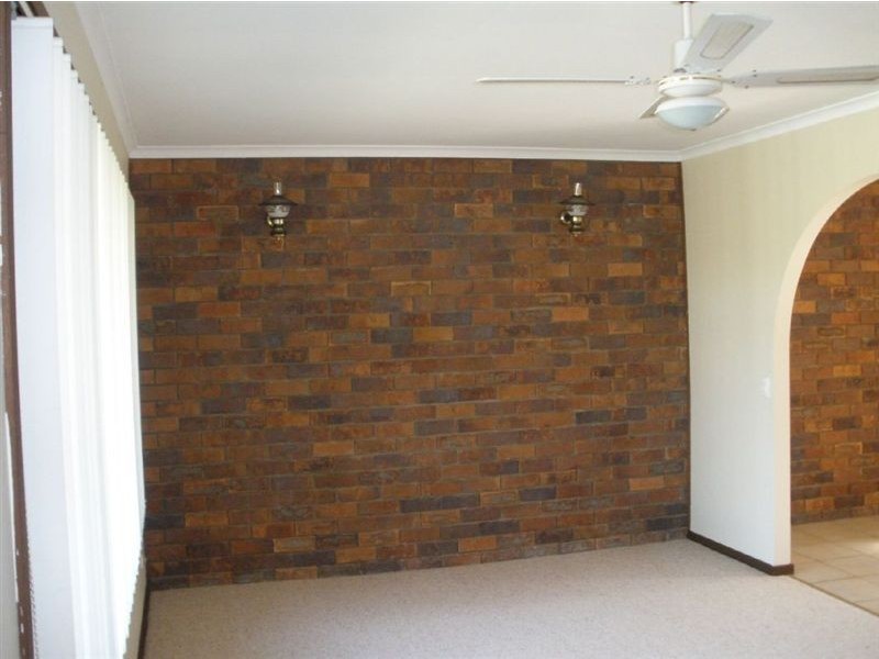 58 Brentwood Drive, Daisy Hill QLD 4127