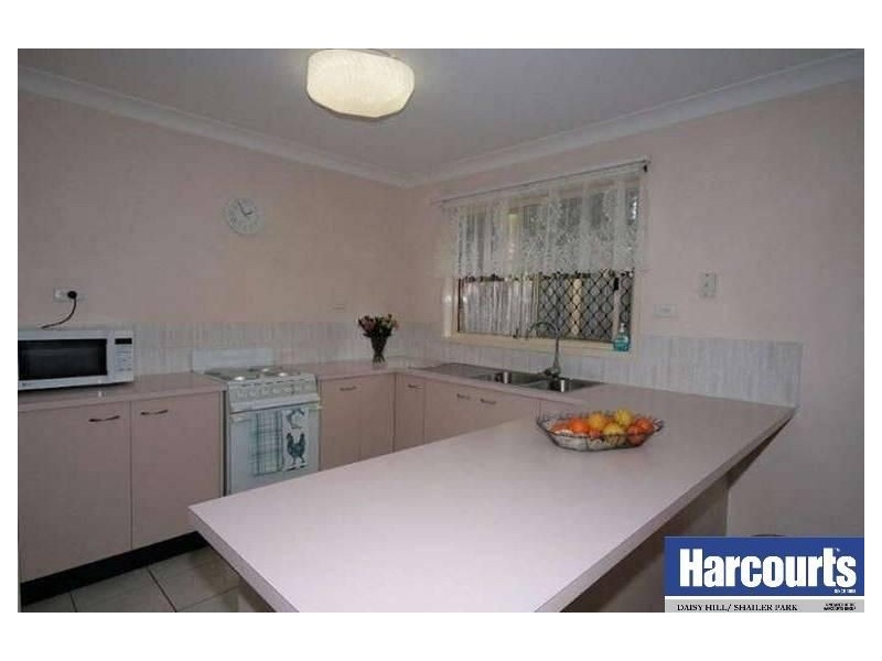 37 Jalan Street, Tanah Merah QLD 4128