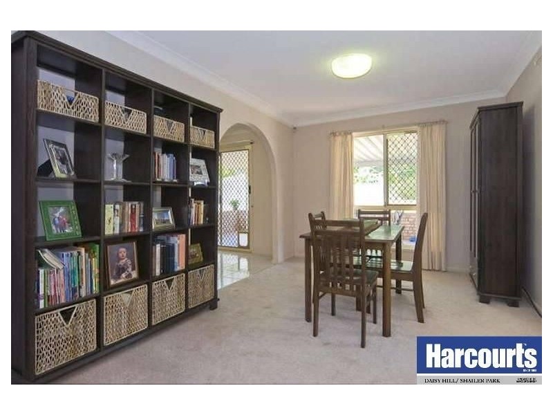 37 Jalan Street, Tanah Merah QLD 4128