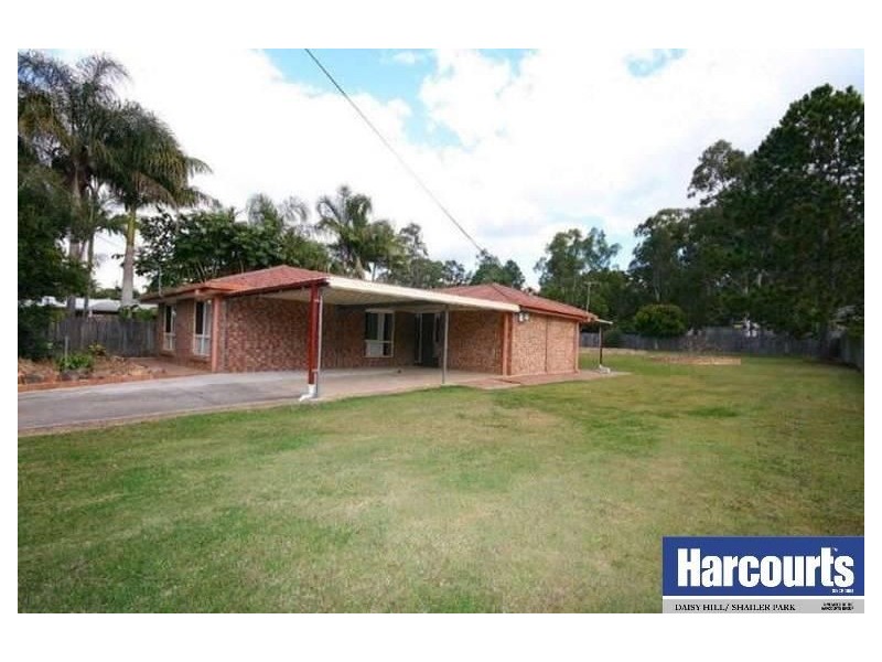 37 Jalan Street, Tanah Merah QLD 4128