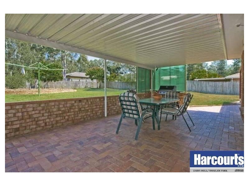 37 Jalan Street, Tanah Merah QLD 4128