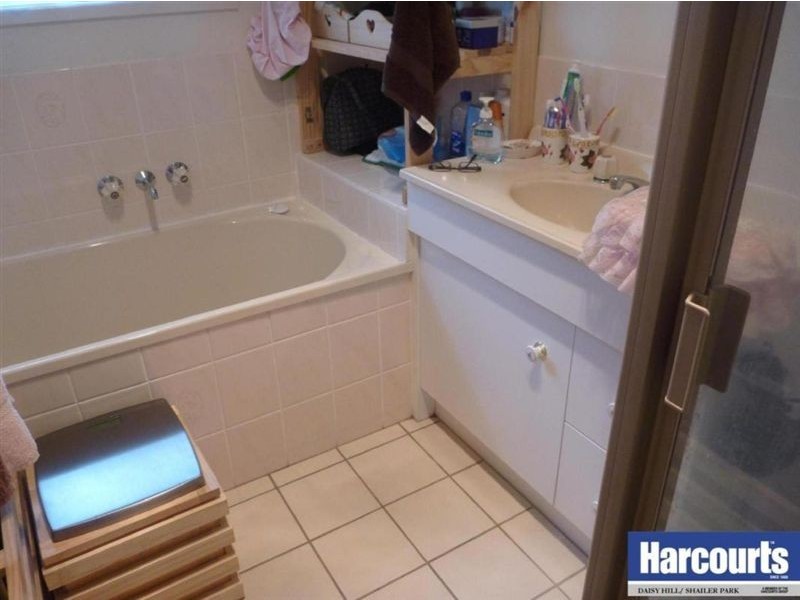 14a Conifer Street, Daisy Hill QLD 4127