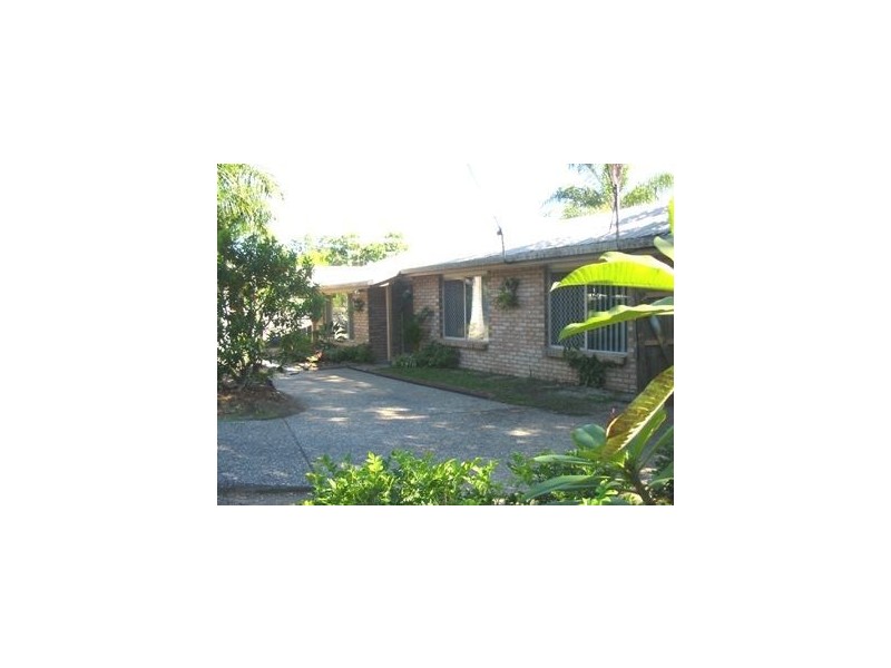 54 Dennis Road, Springwood QLD 4127