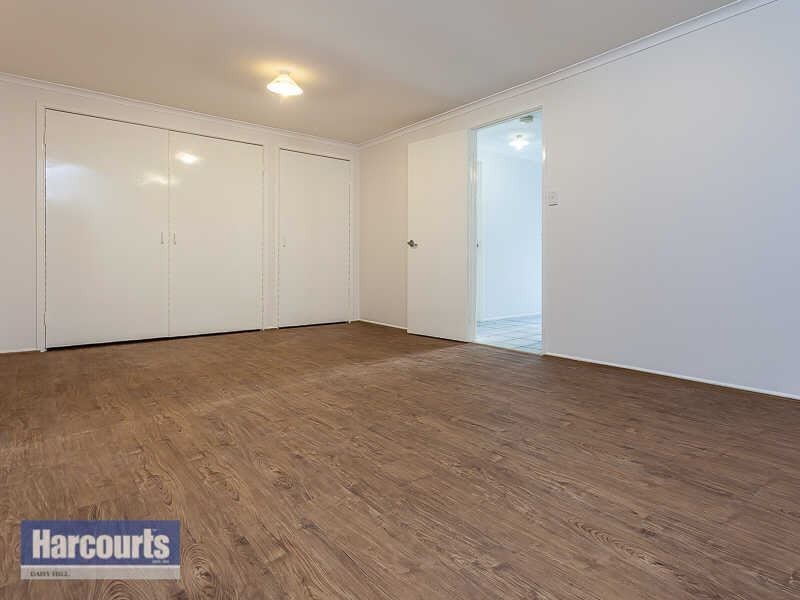 27 Conifer St, Daisy Hill QLD 4127