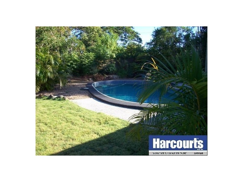 2 Hillside Drive, Daisy Hill QLD 4127