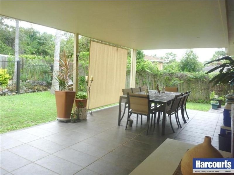 14 Lobelia Ave, Daisy Hill QLD 4127