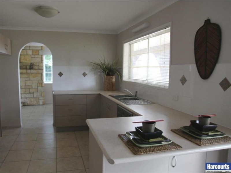 2 Hillside Drive, Daisy Hill QLD 4127