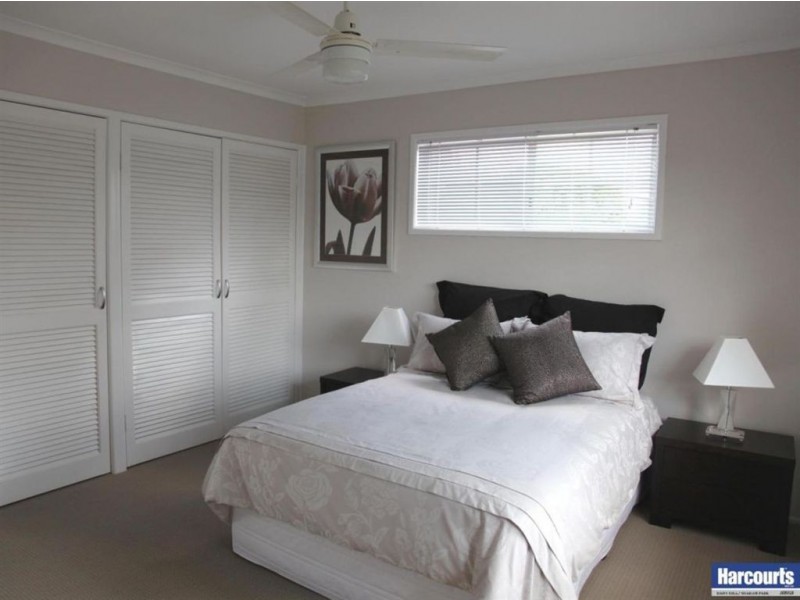 2 Hillside Drive, Daisy Hill QLD 4127