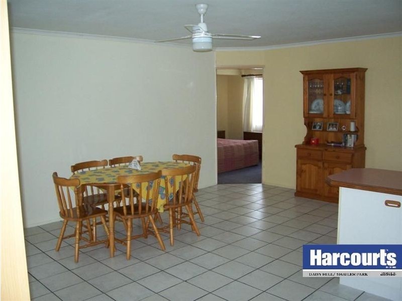 1 Haymer Street, Meadowbrook QLD 4131