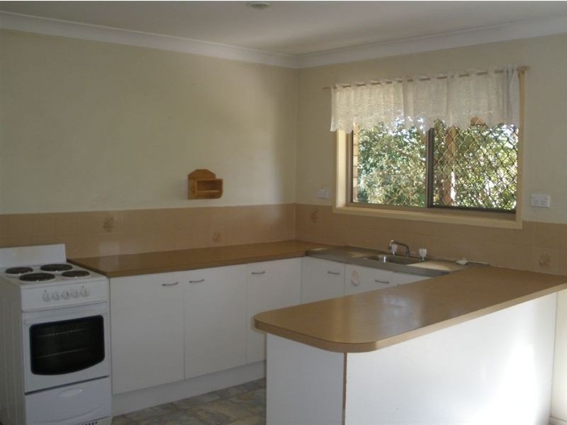 54 Dennis Road, Daisy Hill QLD 4127