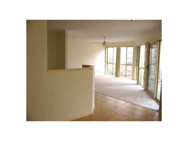 25/10 Penina Circuit, Logandale QLD 4129
