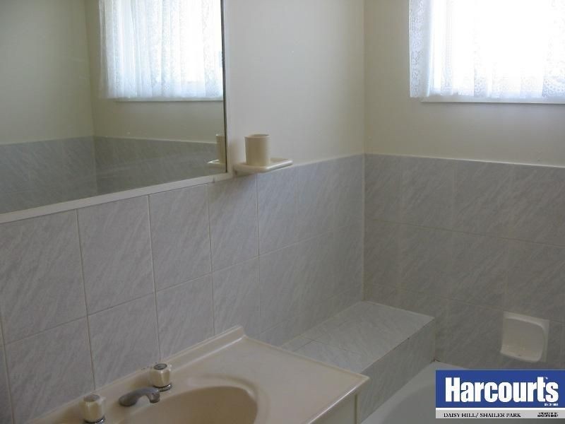 46 Edenlea Drive, Meadowbrook QLD 4131