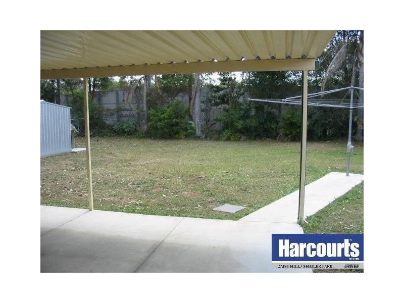 46 Edenlea Drive, Meadowbrook QLD 4131