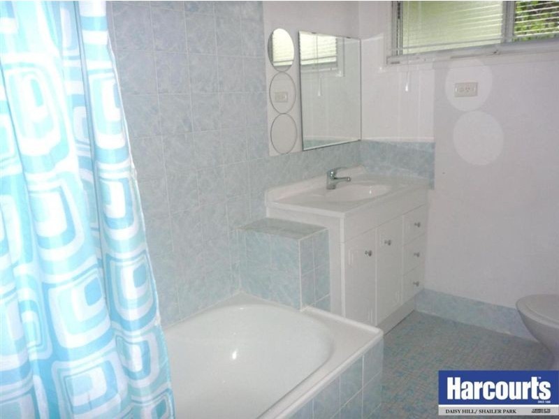 32 Valencia Way, Slacks Creek QLD 4127