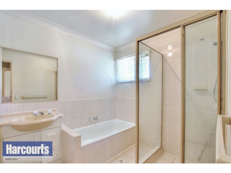 105 Pohon Dve, Tanah Merah QLD 4128