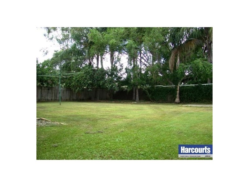 18 Wandilla Cresent, Loganholme QLD 4129