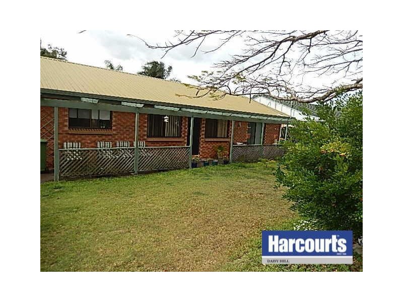 11 Boronia Ave, Daisy Hill QLD 4127