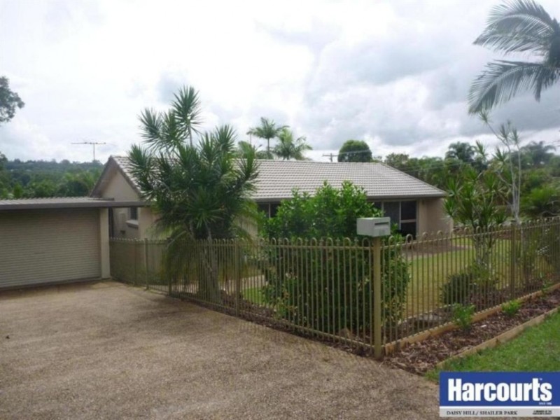 17 Boronia Ave, Daisy Hill QLD 4127
