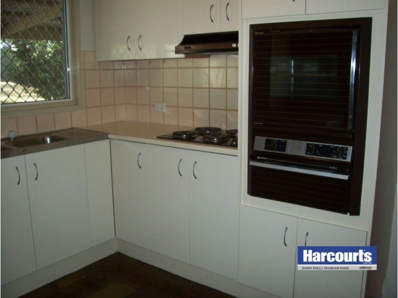 3 Brigalow Street, Daisy Hill QLD 4127