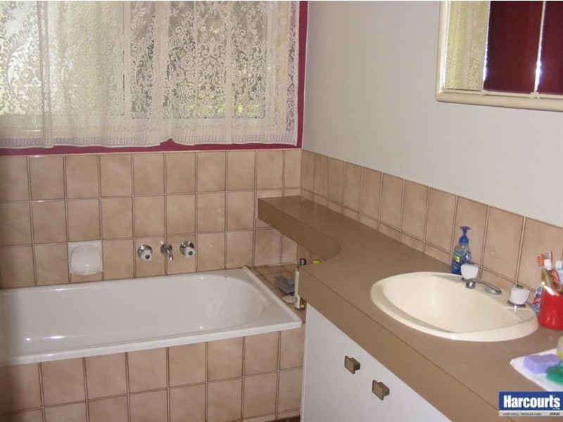 3 Brigalow Street, Daisy Hill QLD 4127