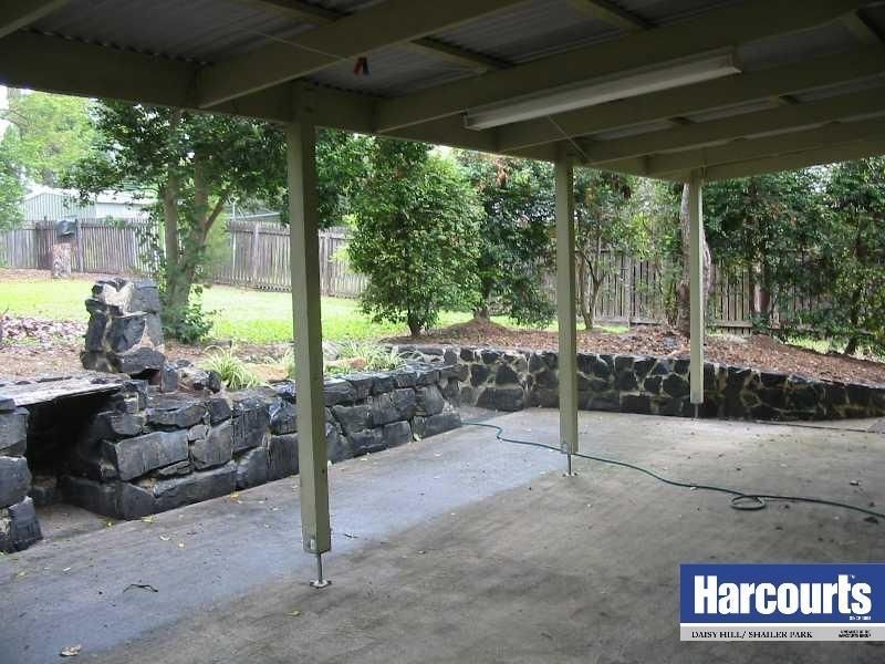 3 Brigalow Street, Daisy Hill QLD 4127