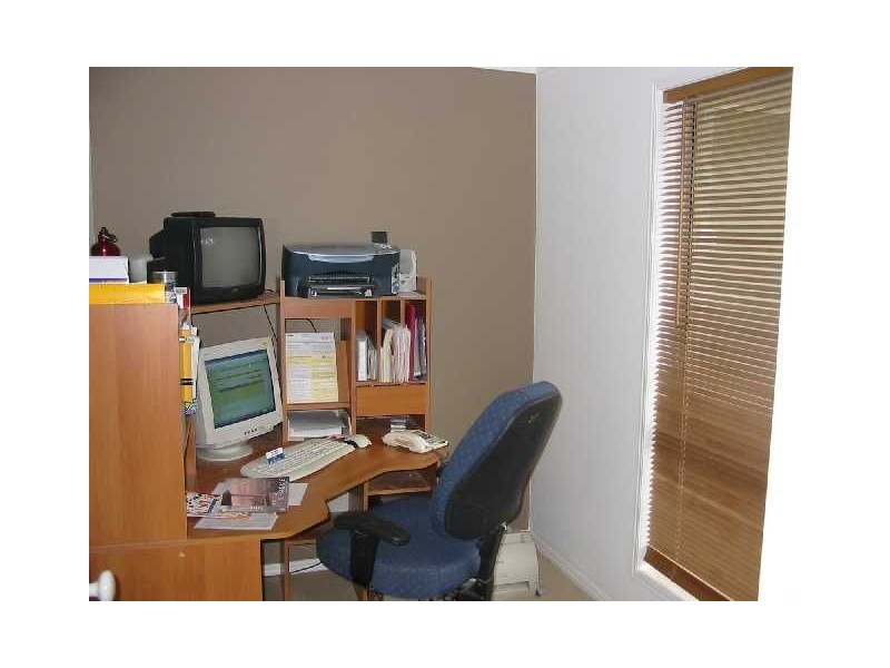 10 Epson Court, Daisy Hill QLD 4127