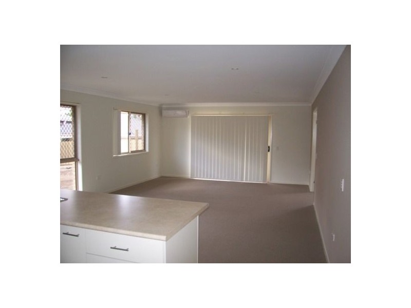2/23 Darryl Street, Loganlea QLD 4131