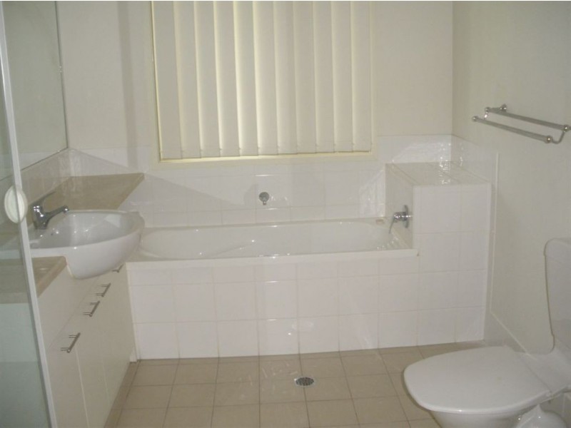 2/23 Darryl Street, Loganlea QLD 4131